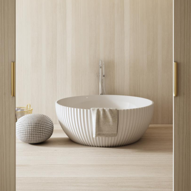 MonBlariVENUSSeriesRoundBathFrontViewPanorama-1500x1500x580mm-Scenario_2