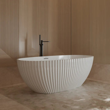 MonBlari My‑66617 White Freestanding Acrylic Bathtub Side View