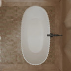 MonBlari My‑66617 White Freestanding Acrylic Bathtub Top View Close-up