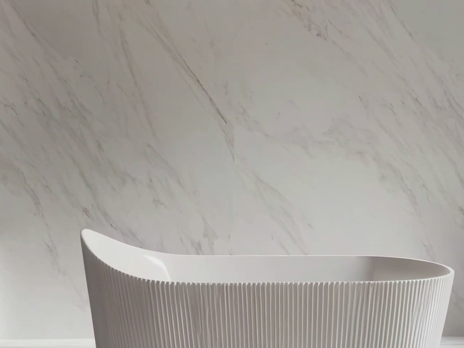 MonBlari TW-7192 Acrylic Freestanding Bath